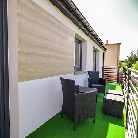 Comfort By Housine Apartment Oswiecim